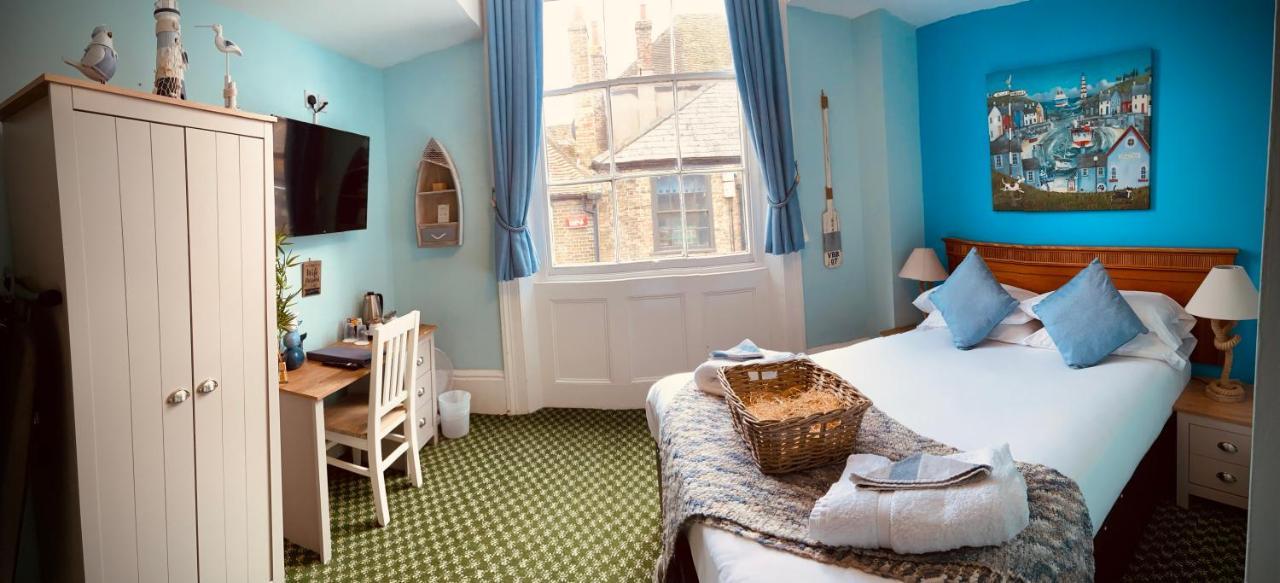 Fleur De Lis Hotel Сануидж Екстериор снимка