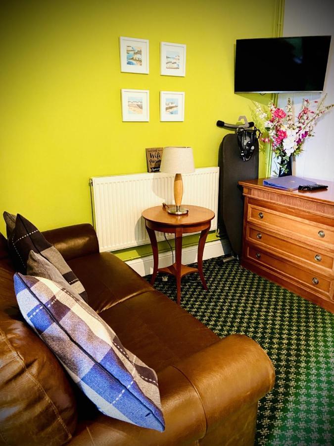 Fleur De Lis Hotel Сануидж Екстериор снимка